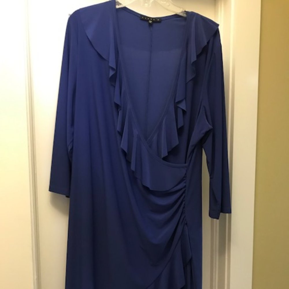 Deep blue/purple v-neck dress